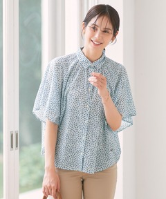 ブルー